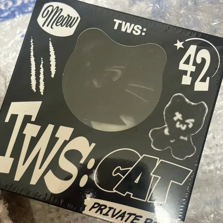 [BUNJANG] TOURS Romeo Cat Black Mini 5th Album No Tragedy Plush Toy (Sealed) / 검정 투냥이 인형 미개봉 미니5집 no tragedy 로미오캣 투어스