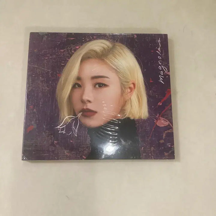 [BUNJANG] MAMAMOO Wheein Magnolia Sealed Photocard Set / 마마무 휘인 매그놀리아 미개봉 + a