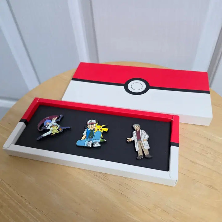 [BUNJANG] Cineshop Pokemon Dr. Oak, Team Rocket, Ash &amp; Pikachu Badge Set / 씨네샵 포켓몬스터 뱃지 오박사, 로켓단, 지우피카츄