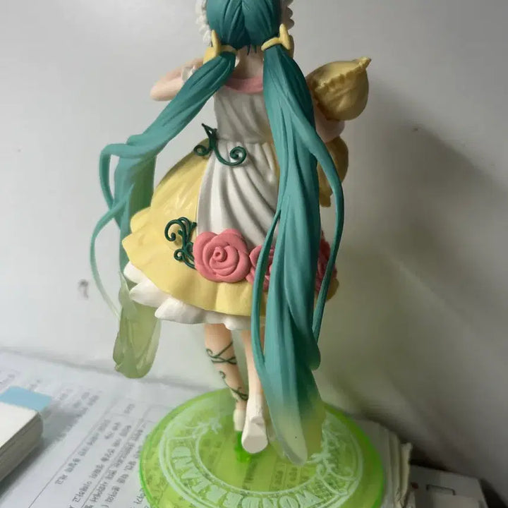 [BUNJANG] Hatsune Miku Sleeping Beauty Figure / 하츠네미쿠 잠자는 숲속의 미녀 피규어