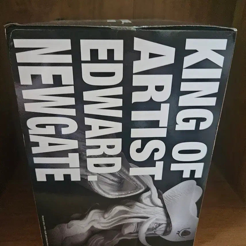 [BUNJANG] One Piece King of Artist Edward Newgate Figure (Sealed) / (미개봉) 원피스 킹 오브 아티스트 흰수염 피규어