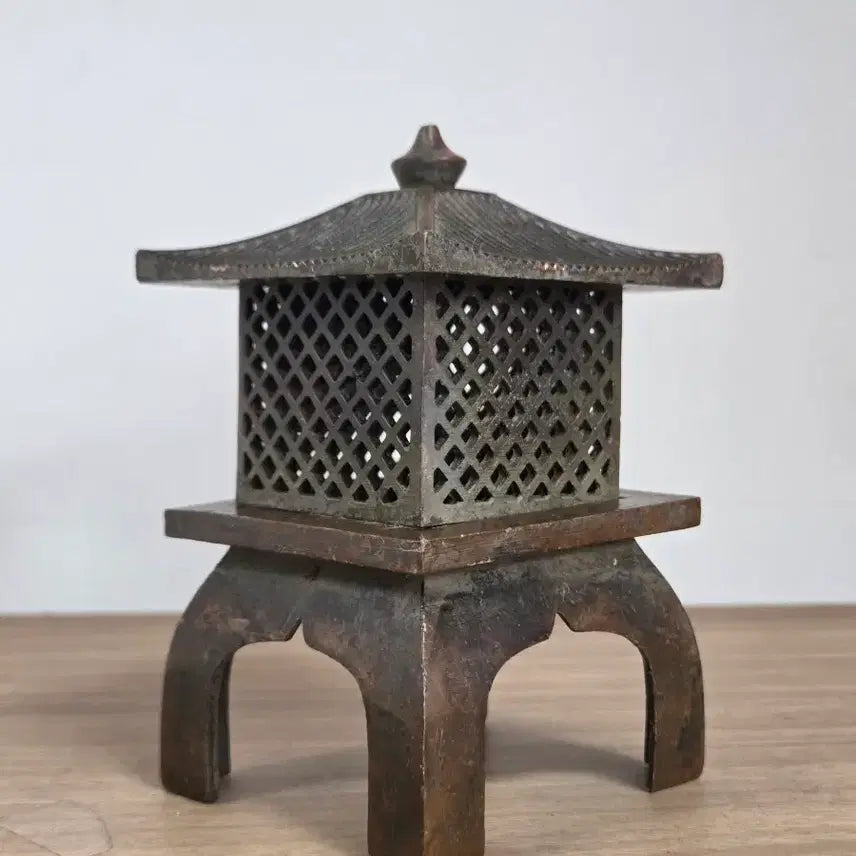 [BUNJANG] Red Copper Square Tower Incense Burner / 적동 사각탑 향로