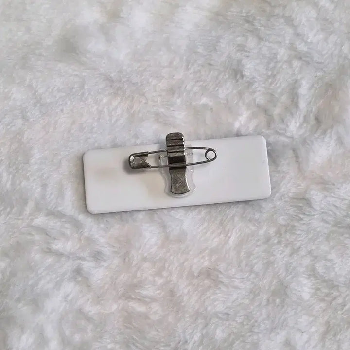 [BUNJANG] Kihyun (Monsta X) Lucky Draw Name Tag / 기상호 러츄샵 명찰