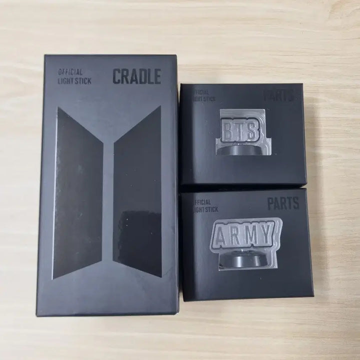 [BUNJANG] BTS Official Light Stick Cradle &amp; Parts Set Sealed / BTS 공식 응원봉 크래들 &amp; 파츠 세트 미개봉 새상품