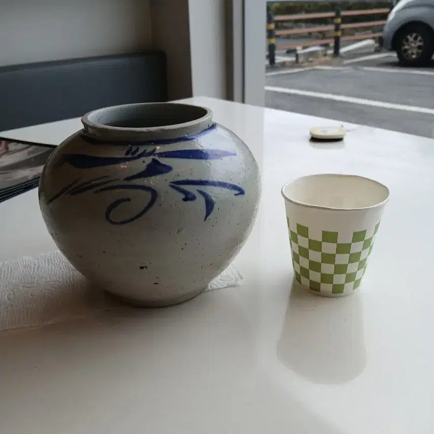 [BUNJANG] Joseon Dynasty Celadon Vase / 해주 도자기