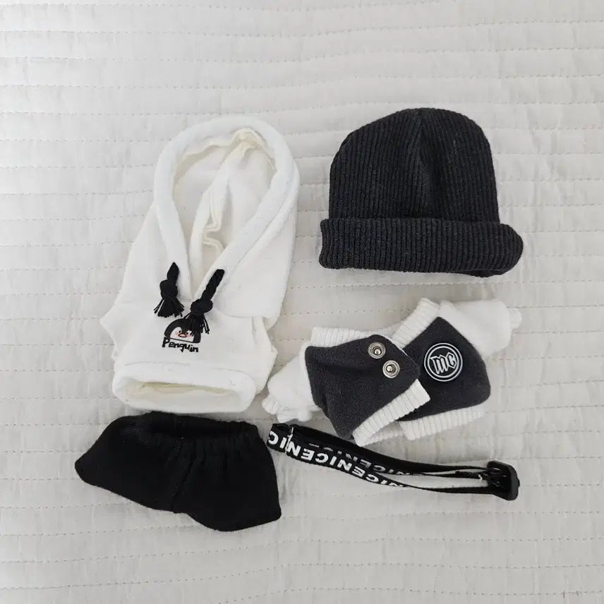 [BUNJANG] 10cm Penguin Baseball Uniform Outfit Black / 10cm 솜인형 옷장 펭귄 야구복 블랙