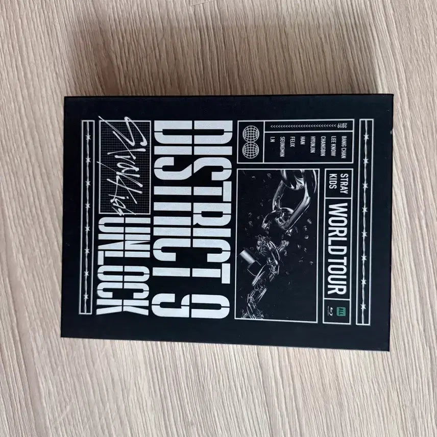 [BUNJANG] Stray Kids District 9 DVD / 스트레이키즈 district 9 dvd