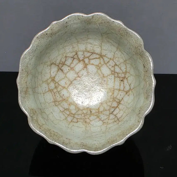 [BUNJANG] Song-Ming Dynasty Celadon Glazed Celery-Shaped Bowl / 송~명대 관요/가요 양식 청유 규구잔
