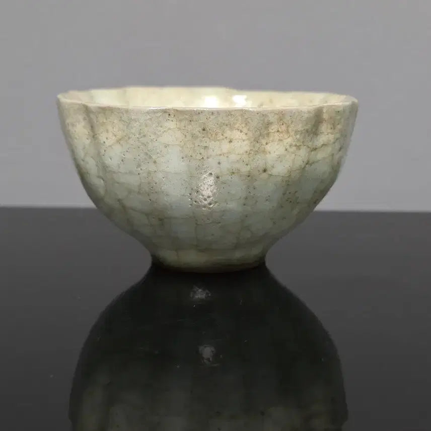 [BUNJANG] Song-Ming Dynasty Celadon Glazed Celery-Shaped Bowl / 송~명대 관요/가요 양식 청유 규구잔