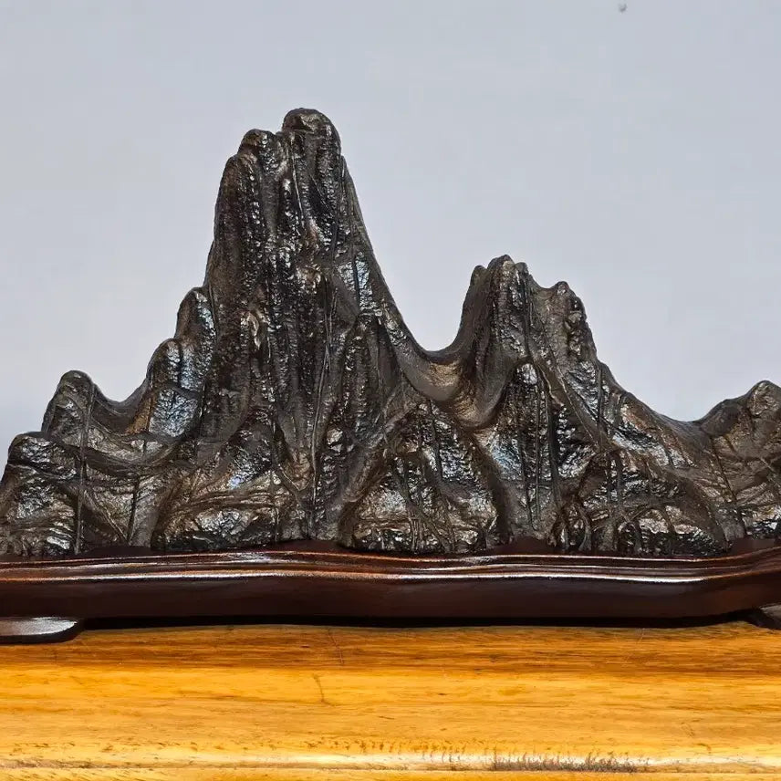 [BUNJANG] Grand Landscape Suiseki Stone / 26081249 산세가 웅장하고 장엄한 산수경석 작품석 수석 팝니다