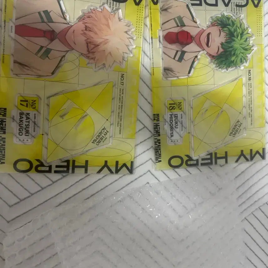 [BUNJANG] My Hero Academia Gigajump Acrylic Standee Set (Izuku Midoriya &amp; Katsuki Bakugo) - Unsealed / 나의 히어로 아카데미아 기가점프 아크릴 (단순개봉)