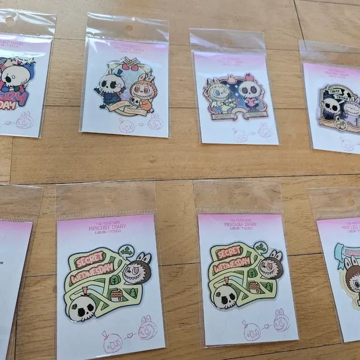 [BUNJANG] Pop Mart Labubu Series Epoxy Sticker Set (7 Types, 8 Sheets) / 팝마트 라부부 시리즈 에폭시 스터커 7종 8장