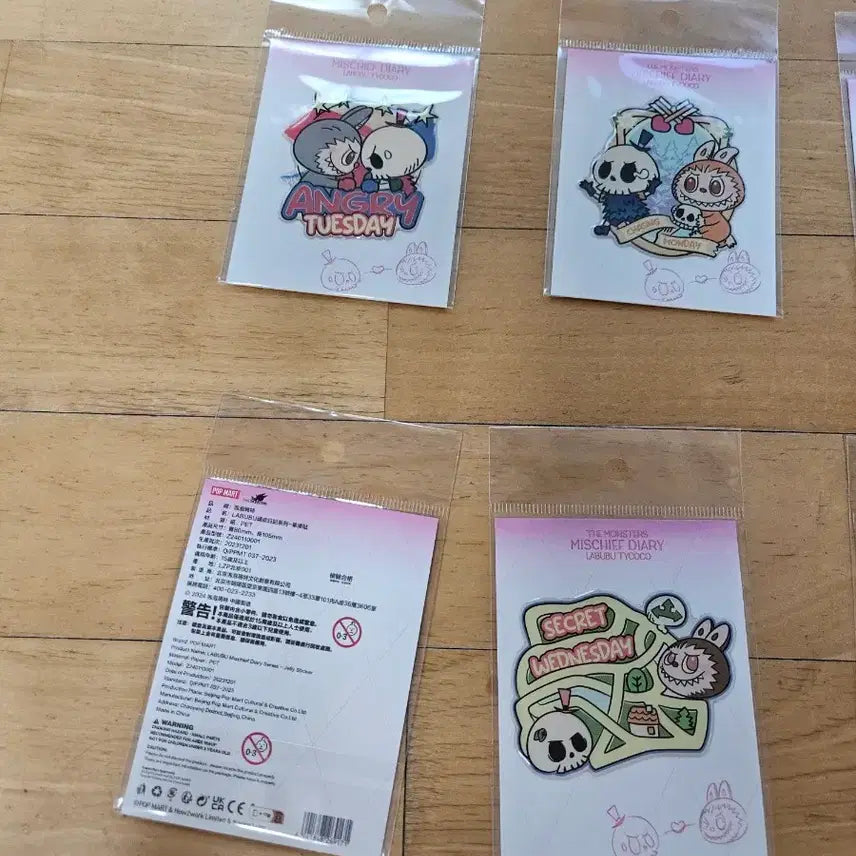 [BUNJANG] Pop Mart Labubu Series Epoxy Sticker Set (7 Types, 8 Sheets) / 팝마트 라부부 시리즈 에폭시 스터커 7종 8장