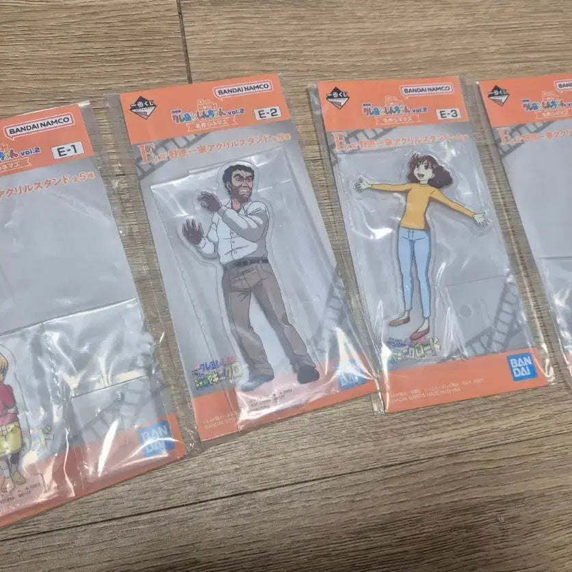 [BUNJANG] Crayon Shin-chan C Prize Acrylic Stand Set / 짱구 E상 아크릴스탠드 4종