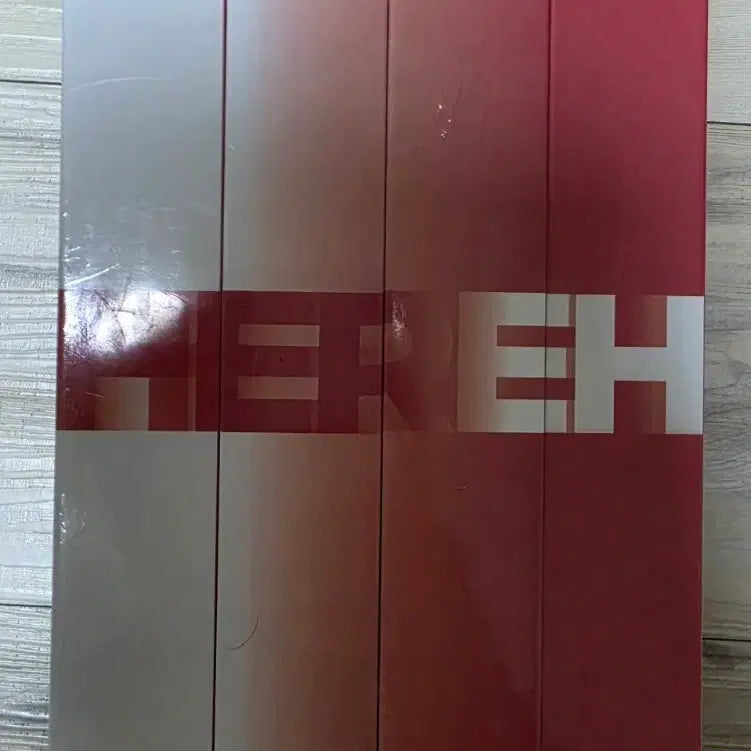 [BUNJANG] IU 2024 World Tour Concert HEREH DVD Blu-ray Set / 아이유 2024 월드 투어 콘서트 HEREH DVD 블루레이 세트