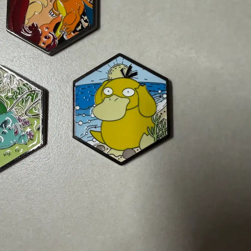 [BUNJANG] Korean Limited Lotteria Angel-in-us Krispy Kreme Pokemon Metal Magnet / (미사용) 한국 한정 롯데 엔젤리너스 크리스피크림 포켓몬스터 메탈 마그넷 메타몽 에브이 고라파덕 리자몽