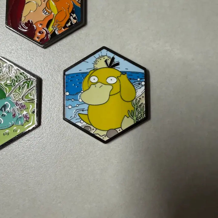 [BUNJANG] Korean Limited Lotteria Angel-in-us Krispy Kreme Pokemon Metal Magnet / (미사용) 한국 한정 롯데 엔젤리너스 크리스피크림 포켓몬스터 메탈 마그넷 메타몽 에브이 고라파덕 리자몽