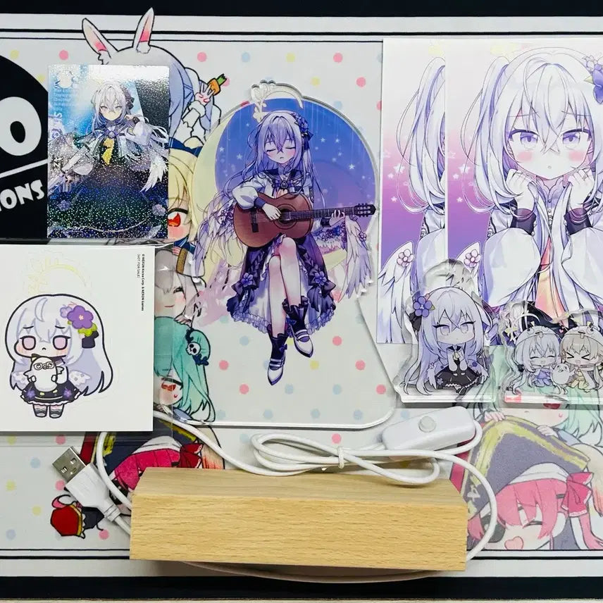 [BUNJANG] Blue Archive Azusa Acrylic Stand, Mood Lamp, Photocard, and Sticker Bundle Set / 블루아카이브 아즈사 아크릴+무드등+포토카드+스티커 일괄세트
