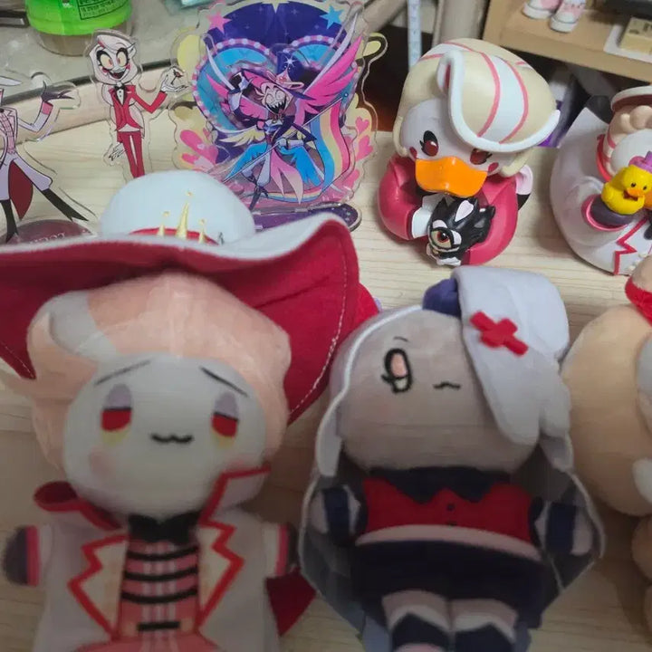[BUNJANG] Hazbin Hotel Lucifer &amp; Charlie Merchandise Bundle / 해즈빈호텔 루시퍼, 찰리 위주 굿즈