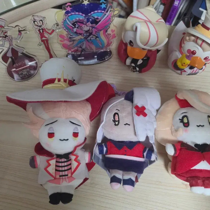 [BUNJANG] Hazbin Hotel Lucifer &amp; Charlie Merchandise Bundle / 해즈빈호텔 루시퍼, 찰리 위주 굿즈
