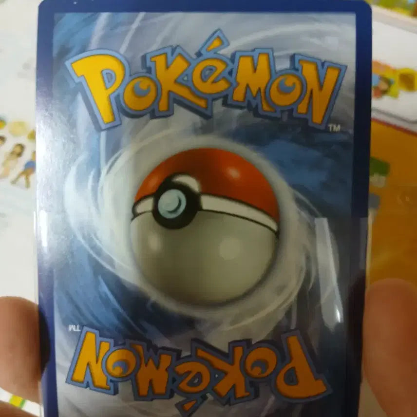 [BUNJANG] Pokemon Pikachu Halloween Holo Card / 포켓몬카드 피카츄 할로윈