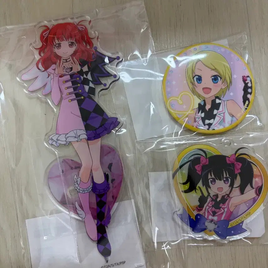 [BUNJANG] Pretty Rhythm Acrylic Stand, Serena Can Badge, Kaname Keychain Bundle / 프리티리듬 마루쿠지 아이라 아크릴스탠드 세레나 캔뱃지 카나메 키링 일괄 판매