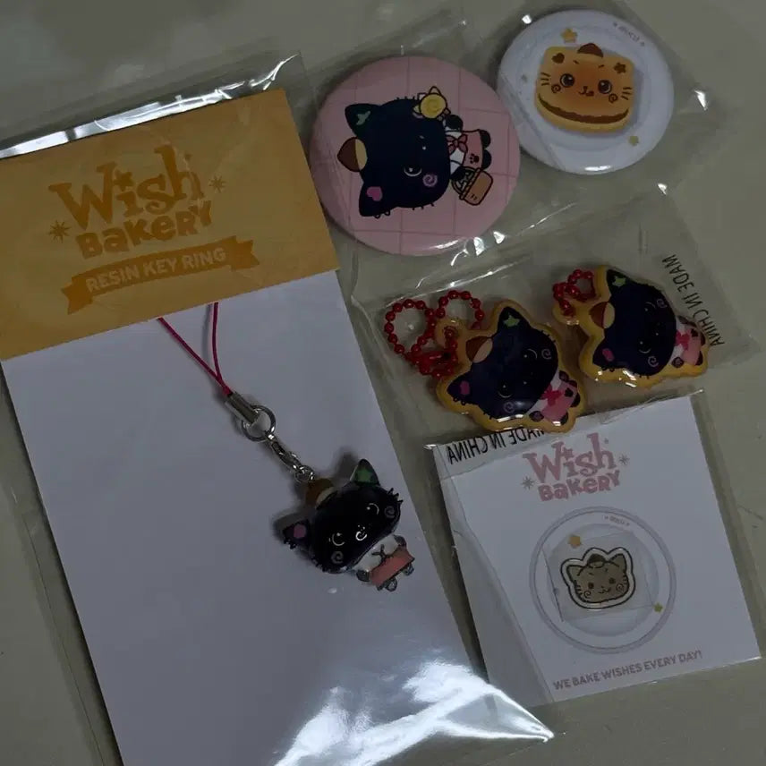[BUNJANG] NCT WISH Bakery Pop-up Riku Kuri Resin Keychain Can Badge Malang Keychain Electrocution / 엔시티 위시 베이커리 팝업 리쿠 쿠리 레진키링 캔뱃지 말랑키링 전차스