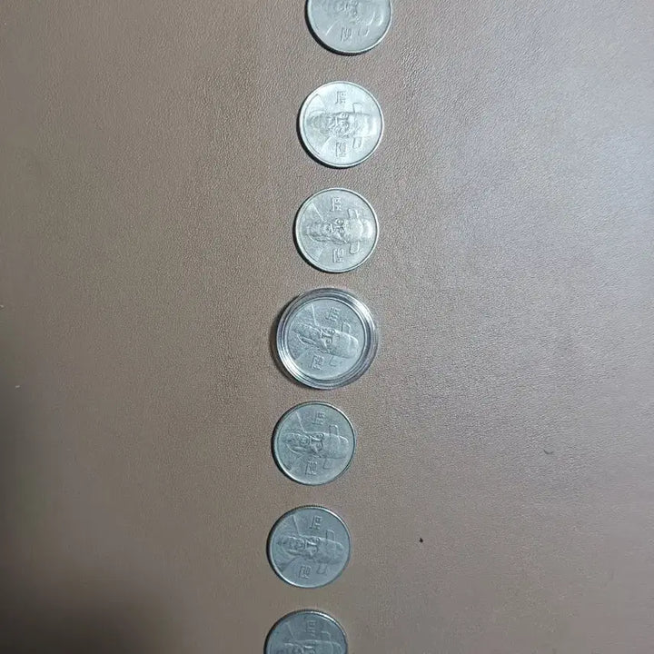 [BUNJANG] 1983-1990 South Korean 100 Won Coins Set / 100원 80년대 신주화 1983년~90년 7개1셋트및 각,각년도별 모음