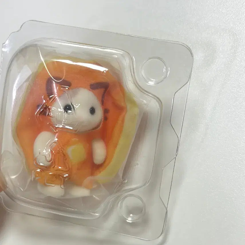 [BUNJANG] Sylvanian Families Kuji Happy Sweets G Prize Pancake Latte Cat / 실바니안 쿠지 해피스위츠 g상 팬케이크 라떼 고양이