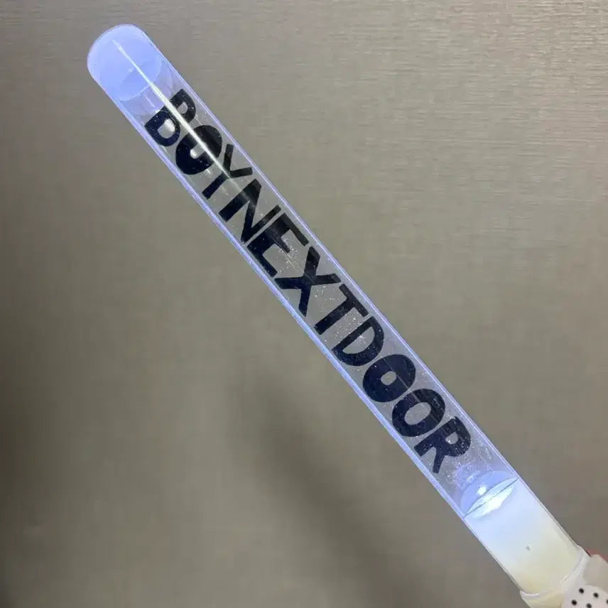 [BUNJANG] BOYNEXTDOOR Temporary Lightstick / 보넥도 임시응원봉 양도