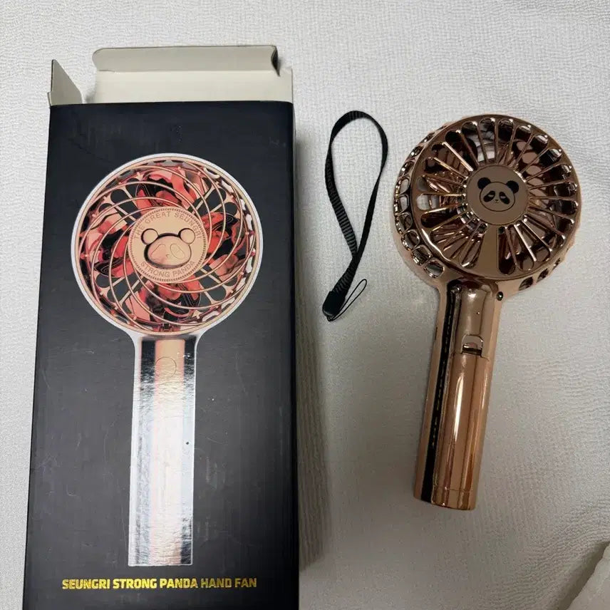 [BUNJANG] BIGBANG Seungri Strong Panda Hand Fan Rose Gold / 빅뱅 승리 스트롱 팬더 핸드 선풍기 손풍기 로즈골드