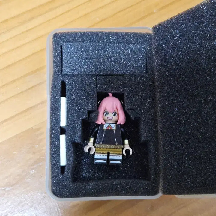 [BUNJANG] Spy x Family Anya Custom Lego Minifigure / 스파이패밀리 아냐 레고 커스텀 미니 피규어 팝니다