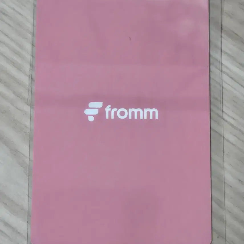 [BUNJANG] fromis_9 Lee Nagyung Concert Lucky Draw Photocard / 프로미스나인 콘서트 앙콘 프롬구독 포카 이나경