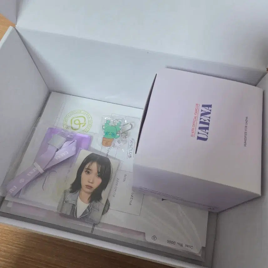 [BUNJANG] IU UENA 6th Fanclub Kit Unsealed / 유애나 6기 팬클럽 키트 팝니다