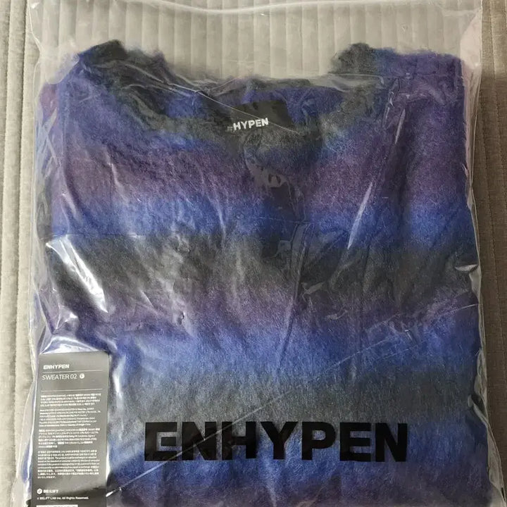 [BUNJANG] ENHYPEN Day One MD Sweater (One Size) / 엔하이픈 데이원 굿즈 스웨터 MD 프리사이즈 니트