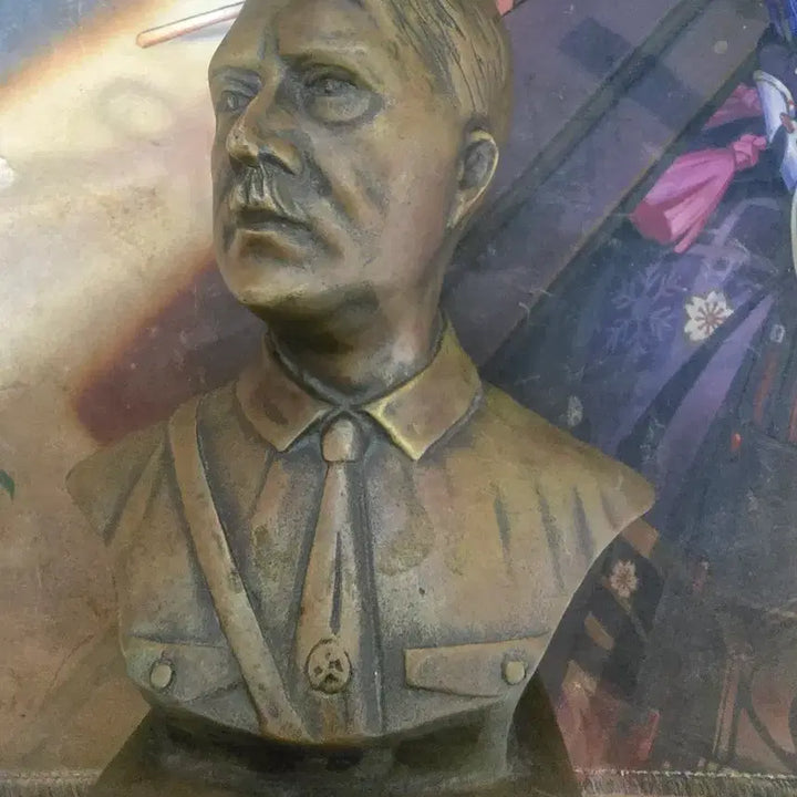 [BUNJANG] Adolf Hitler Bust Sculpture / 아돌프 히틀러 흉상 팝니다.