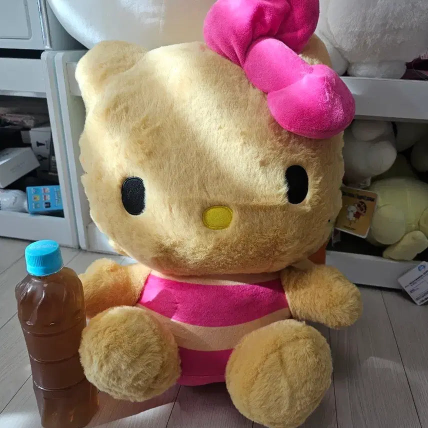 [BUNJANG] Sanrio Genuine Large Tanning Kitty Plush / 산리오 정품 대형 태닝키티