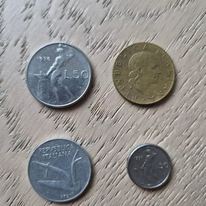 [BUNJANG] Italian Lira Coin Bundle (4 Coins) / 이탈리아 리라 동전 4개 묶음