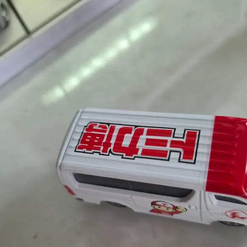 [BUNJANG] Tomica Hino Celsior Shop Limited Edition / 토미카 히노 셀시온 샾한정