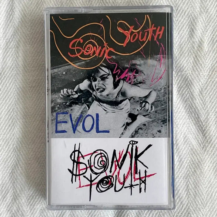 [BUNJANG] Sonic Youth EVOL Blue Cassette / [민트급] 소닉 유스 Sonic Youth - EVOL 블루 카세트