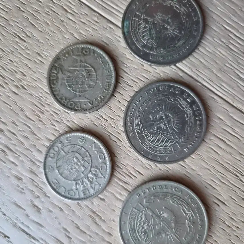 [BUNJANG] Mozambique Old Currency Coin Set (5 Types) / 모잠비크 구권 동전 5종