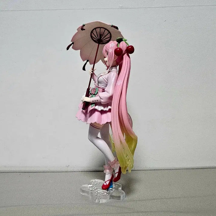[BUNJANG] Taito AMP Sakura Miku Figure with Acrylic Base / 타이토 AMP 사쿠라 미쿠 피규어+아크릴 발판