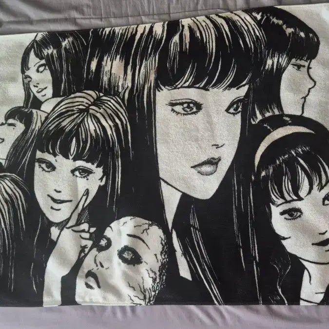 [BUNJANG] Junji Ito Tokyo Exhibition Official Tomie Towel / 이토준지 도쿄 전시 공식 타올 굿즈 (토미에)