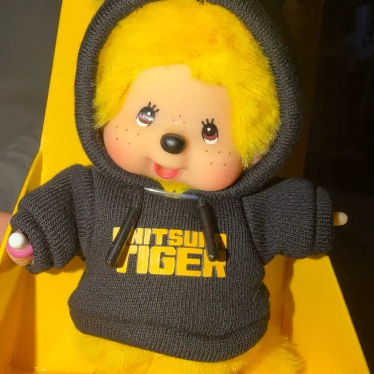 [BUNJANG] Onitsuka Tiger x Monchhichi Collaboration Figure / 오니츠카 타이거 몬치치 새제품