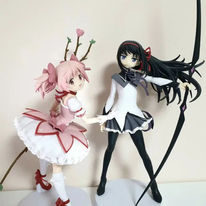 [BUNJANG] Puella Magi Madoka Magica Homura Akemi &amp; Madoka Kaname Figure Set / 마법소녀 마도카 마기카 아케미 호무라 카나메 마도카 피규어