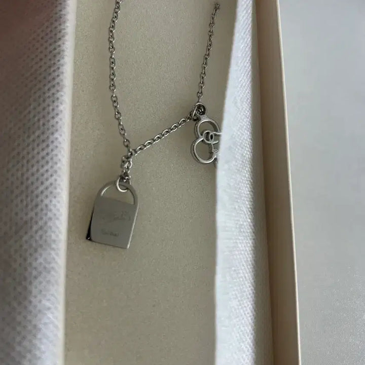 [BUNJANG] fromis_9 From Now Necklace Seoyeon Ver. / 프로미스나인 프롬나우 목걸이