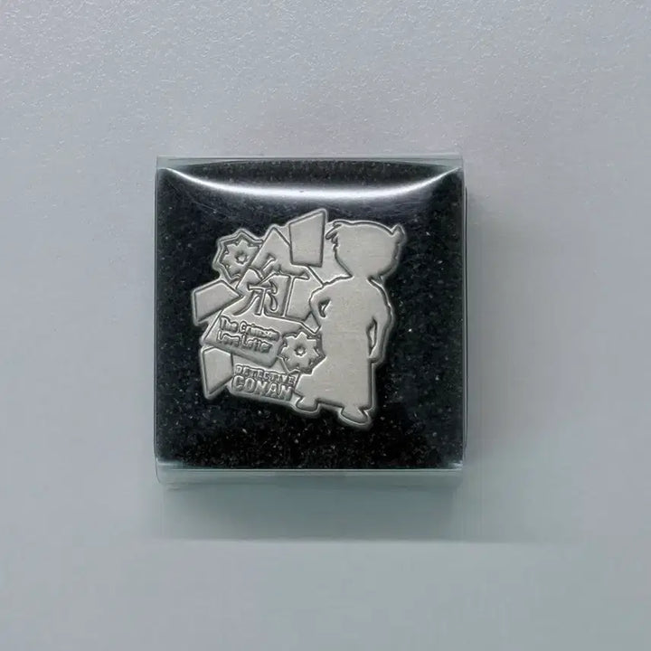 [BUNJANG] Detective Conan Movie The Crimson Love Letter Limited Edition Badge / (새상품!) 고전 명탐정 코난 극장판 진홍의 연가 특전 한정 뱃지