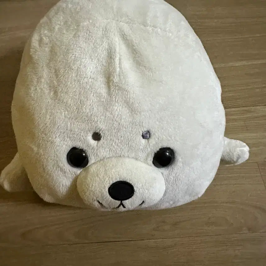 [BUNJANG] Baskin Robbins Seal Plush Toy / 베스킨라빈스 물범 굿즈 인형