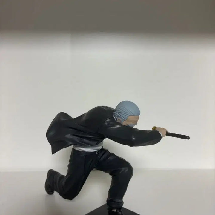 [BUNJANG] Sakamoto Days Takamura Figure with Box / 박스포함)사카모토 데이즈 타카무라 피규어 판매합니다