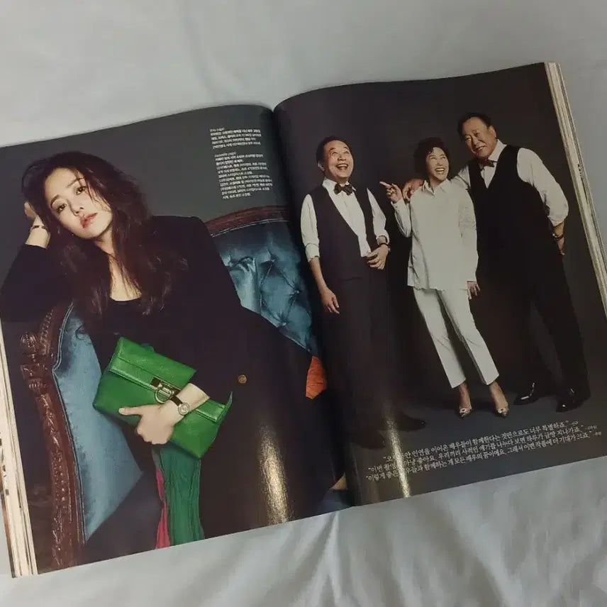 [BUNJANG] COSMOPOLITAN May 2016 Issue featuring Go Hyun-jung, Kim Min-jung, Yoon So-hee, Shin Min-a, Shin So-yul, Jessica, Kim Mu-yeol, Yoon Seung-a, Cha Ye-ryun, Lee Ho-jung, Yoon Si-yoon, Kim Sae-ron, Chun Woo-hee, Esom / 고현정 코스모폴리탄 COSMOPOLITAN 2016년 5